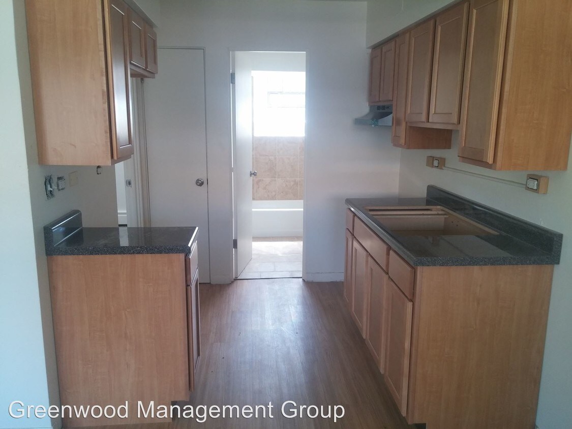 Primary Photo - 5308 W 35th St