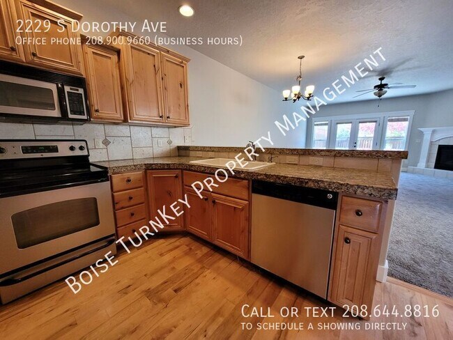 Foto del edificio - 2229 S Dorothy Ave