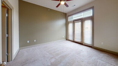Interior Photo - Charles River Landing