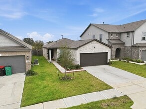 Building Photo - 25402 Trinity Oakley Ct