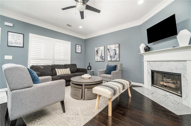 Foto del edificio - 3539 Mt Vernon Cir