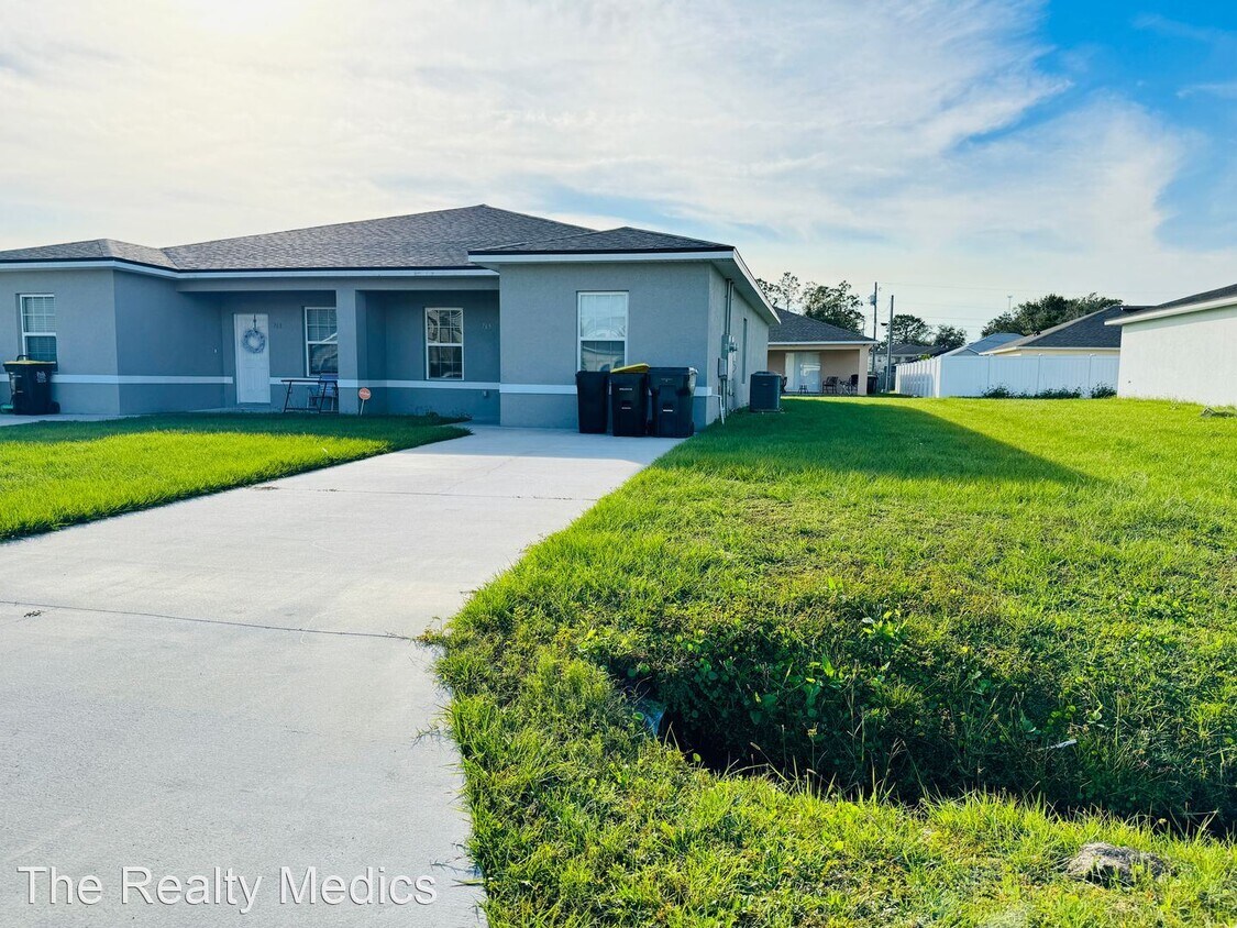 Primary Photo - 3 br, 2 bath House - 765 Platypus Ct