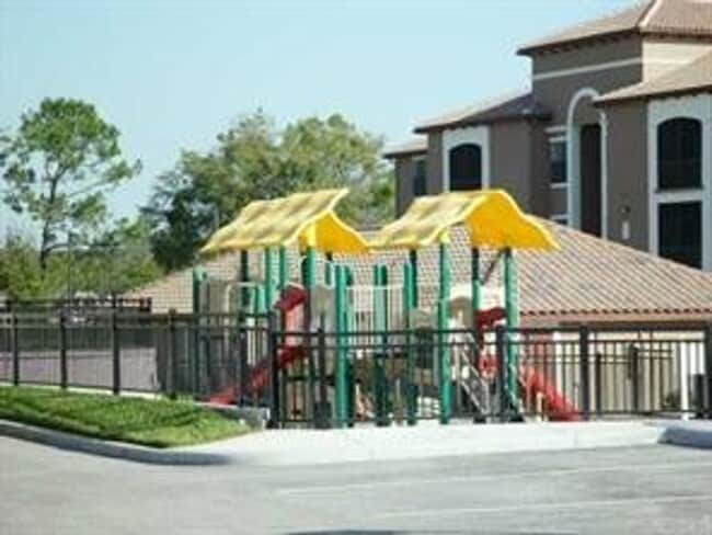 Building Photo - 6141-22308 Metrowest Blvd., Orlando, FL