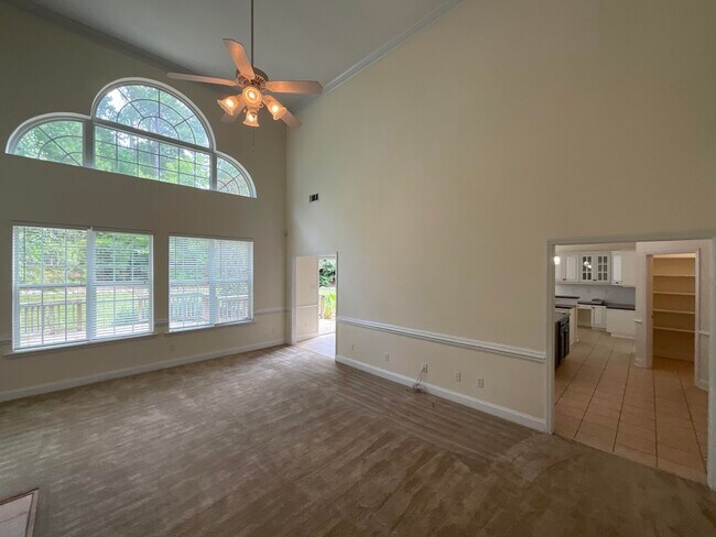 Building Photo - 375 Barnsley Dr