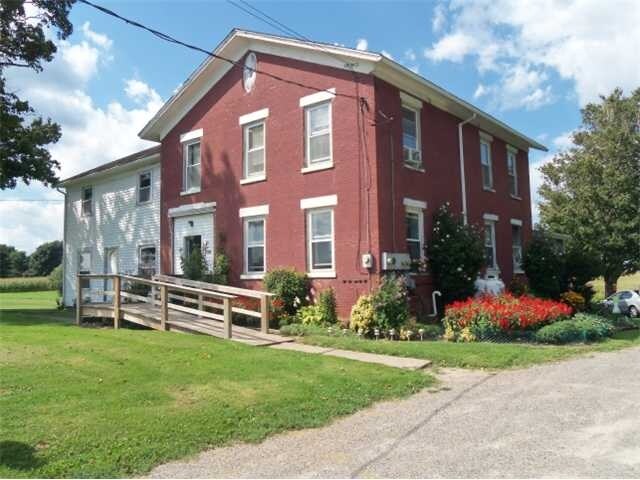 Primary Photo - 12083 Maple Ridge Rd
