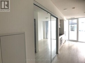 Building Photo - 100 Harbour St