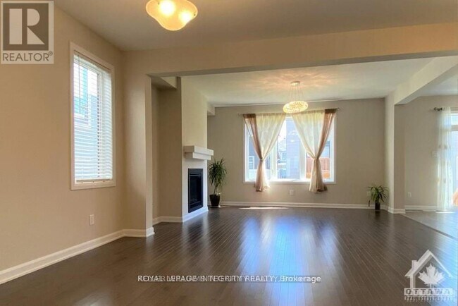 Building Photo - 18 Eramosa Cres