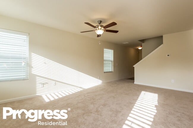 Foto del edificio - 16 Everett Cir SE