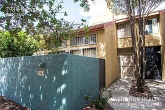 Building Photo - 3984 Paseo de Las Canchas