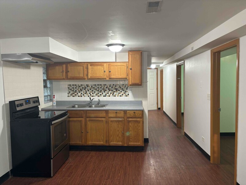 Foto del edificio - 3245 N Narragansett Ave