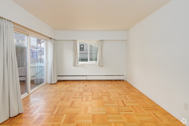 1BR, 1BA - 613SF - Yorkshire