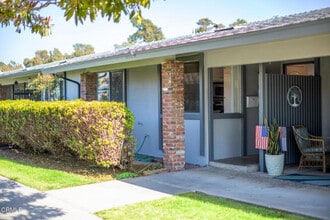 Building Photo - 130 E Alta Green