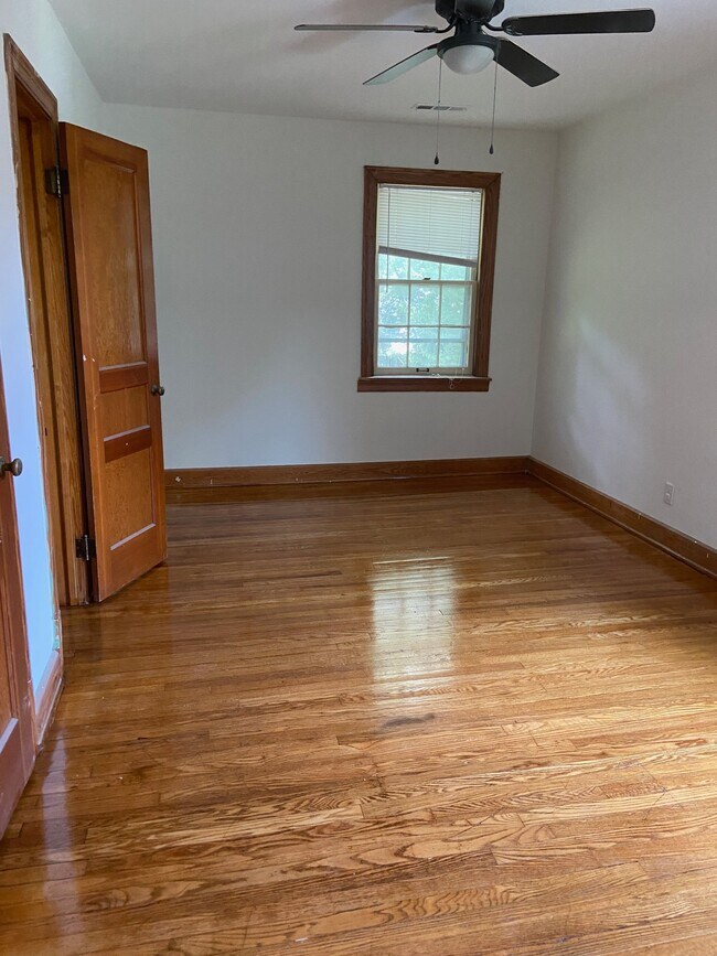 Foto del edificio - 903 E Lytle St
