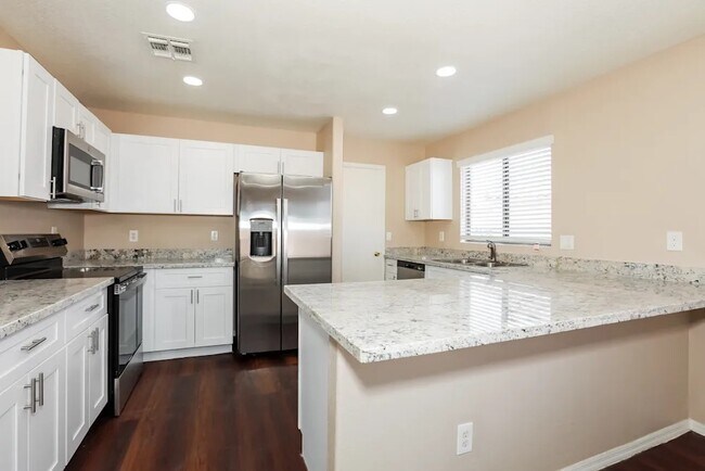 Foto del edificio - 10821 E Arcadia Ave