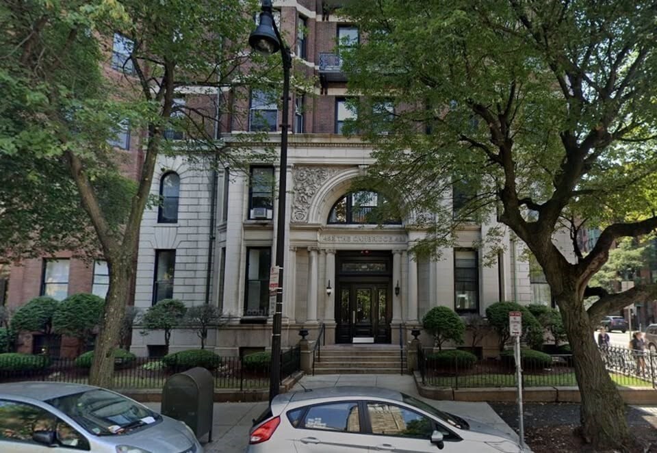 Foto principal - 483 Beacon St