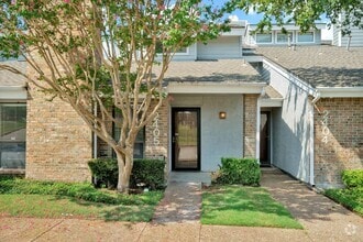 Building Photo - 17490 Meandering Way