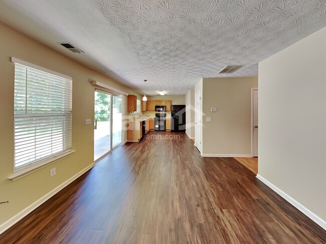 Building Photo - 1626 Sparrow Wood Lane