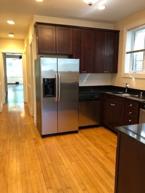 Foto del edificio - 5120 N Leavitt St
