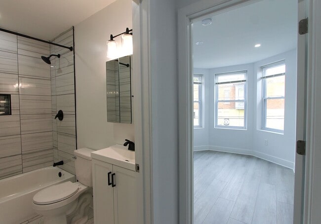 Photo - 103 E Coulter St Apartment