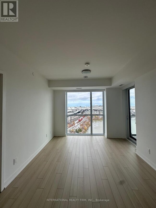 Building Photo - 3071 Trafalgar Rd