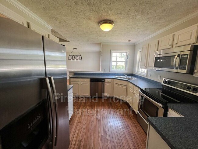 Foto del edificio - 7228 Beaver Run Dr