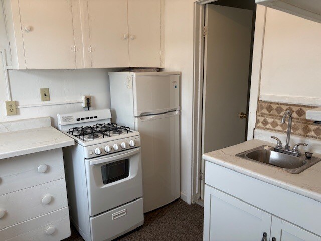 Foto del edificio - 1203 E 6th St