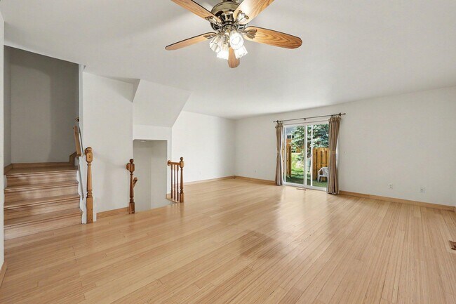 Building Photo - 3422 Burbank Dr