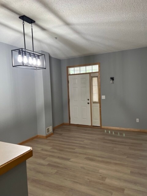 Entry Way - 15445 Frost Path