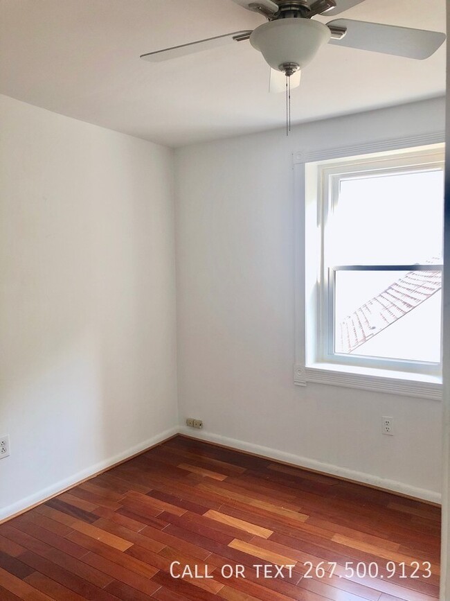 Foto del edificio - Renovated 2bd apt in Northern Liberties. D...