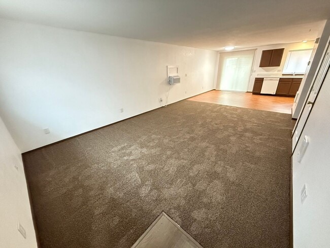 Building Photo - 1807 S 7th Ave