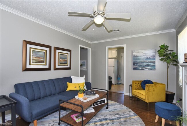 Foto del edificio - 3 br, 1 bath House - 938 S Vandalia Ave