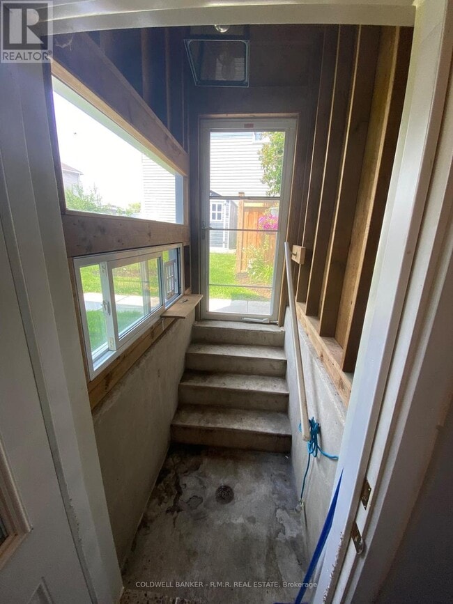 Building Photo - 66 Ivory Ct