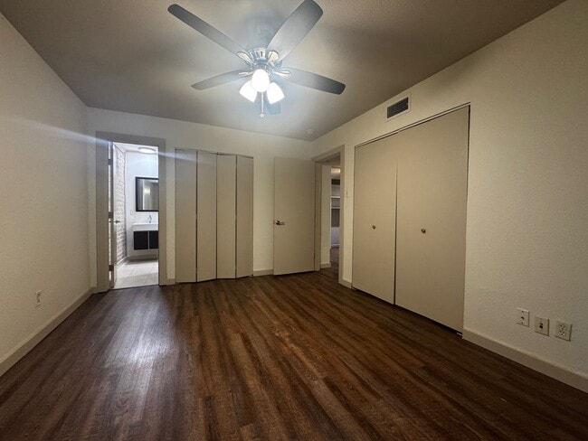 Building Photo - 206-E Eden at Avondale