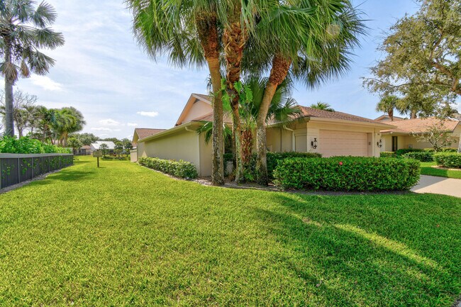 Building Photo - 259 River Park Dr