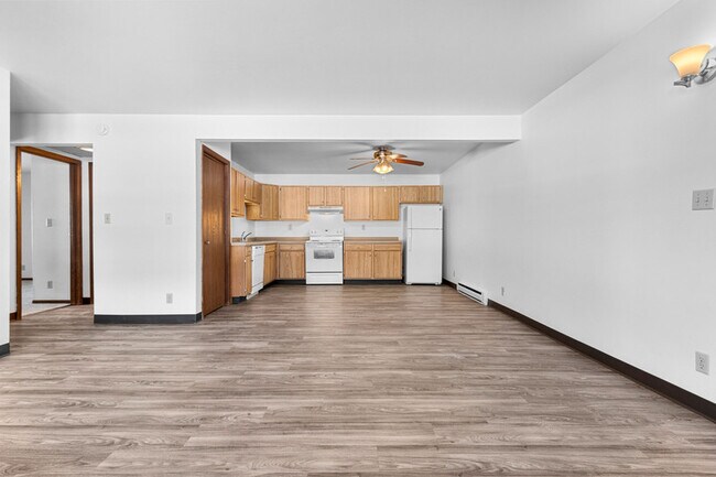 Building Photo - Woodfield Circle Apartments