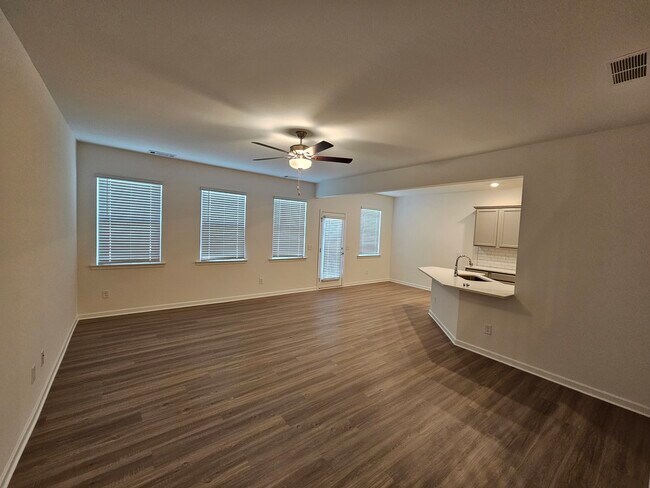 Foto del edificio - 38 Sepia Oak Dr