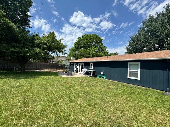 Foto del edificio - Newly remodeled ranch style home