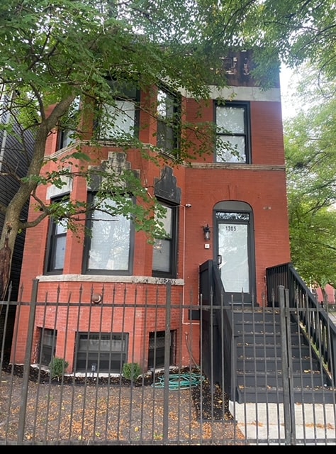 Photo - 1305 E 69th St Apartment