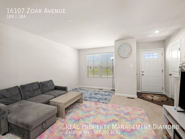 Building Photo - 16107 Zoar Ave