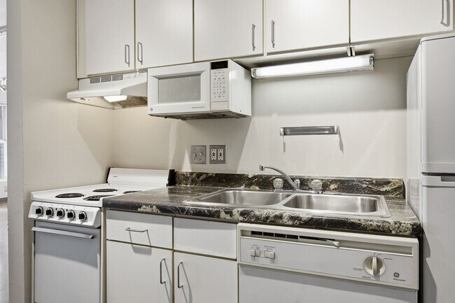 Interior Photo - Whiteway Apartments