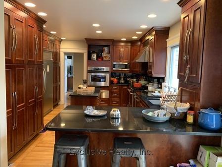 Foto del edificio - 2 bedroom in NEWTON MA 02459