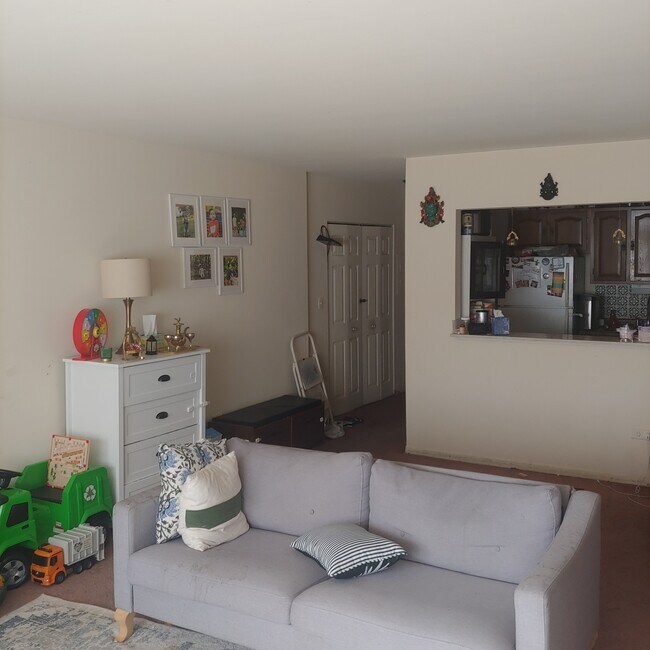 Foto del edificio - 300 S Maple Ave