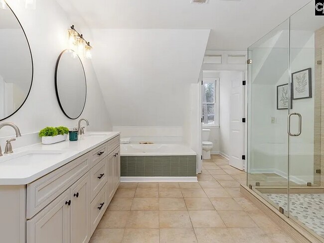 Foto del edificio - 1151 Beltline Blvd