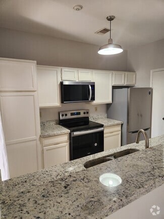 Building Photo - 3500 Tangle Brush Dr