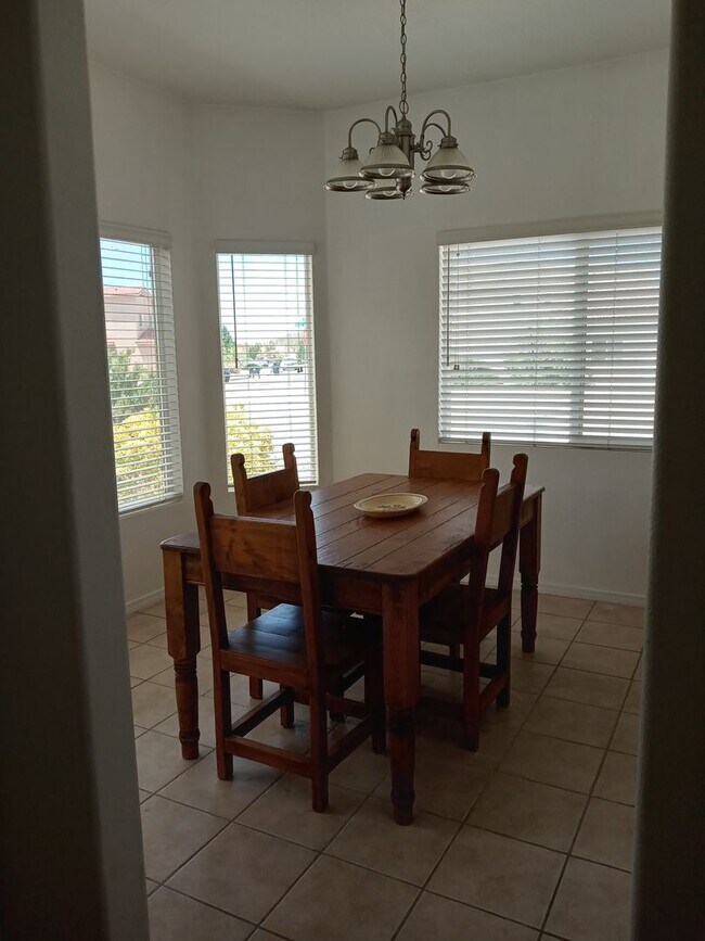 Foto del edificio - GREAT AREA!