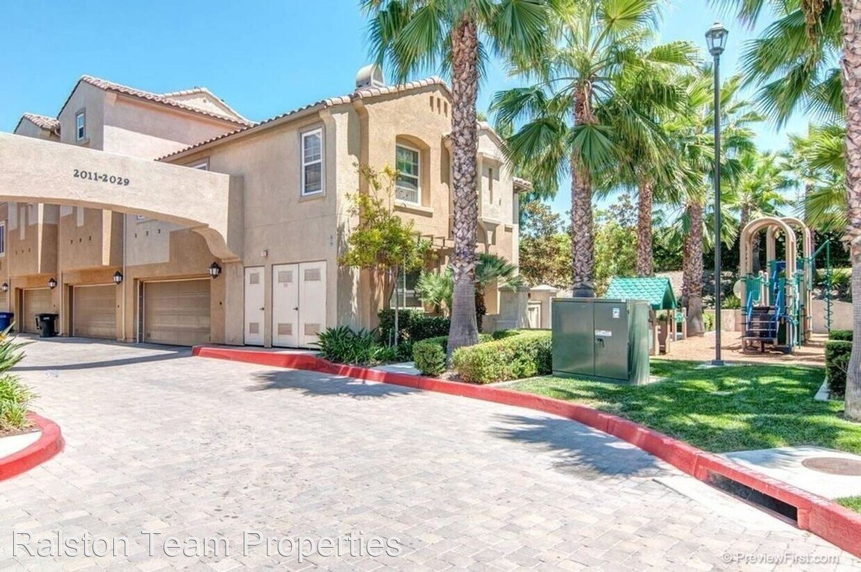 1929 Caminito De La Cruz, Chula Vista, CA 91913 House for Rent in