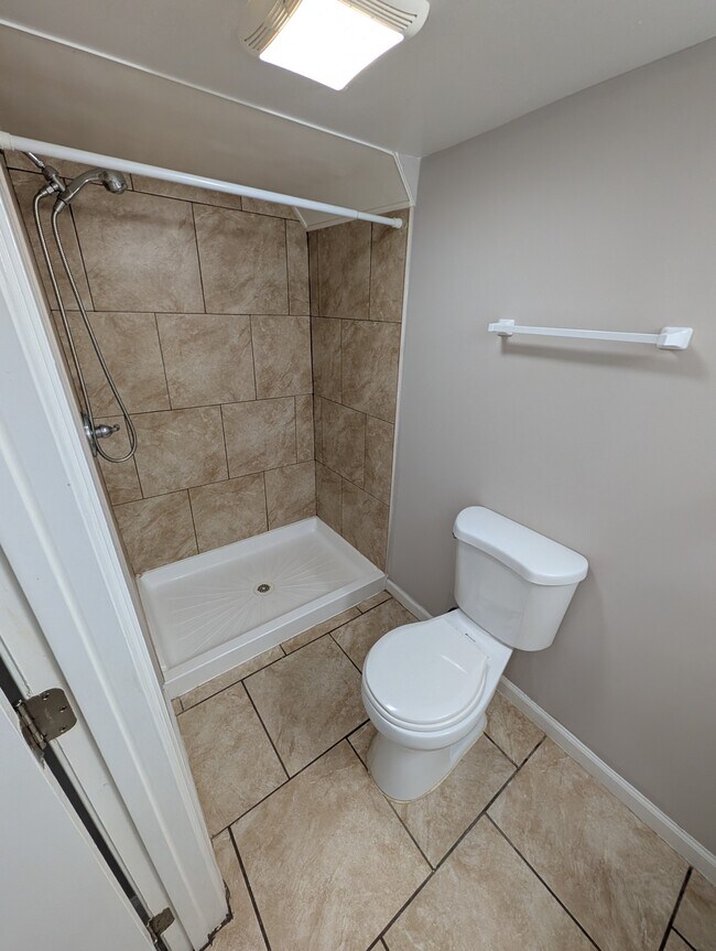 Foto del edificio - 1100 Steelton Ave