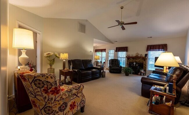 Foto del edificio - 1600 Quillmark Rd