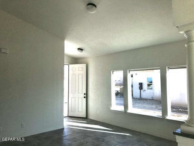 Foto del edificio - 809 Chillington Rd