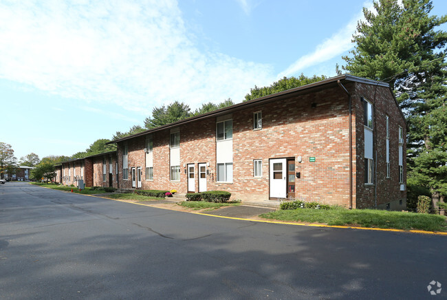 Building Photo - Hillside Gardens